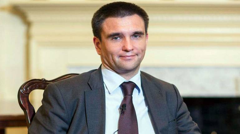 Голова МЗС відреагував на прохання Собчак відвідати Крим