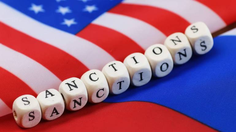 У США пояснили, чому ввели санкції проти російських олігархів