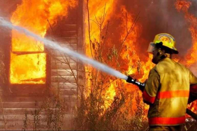 У приватному будинку на Донеччині внаслідок пожежі загинули 2 людини