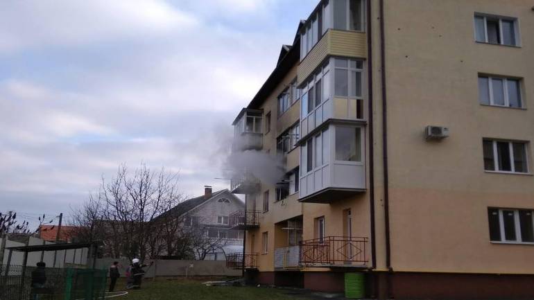 У Вінниці із багатоповерхівки евакуювали десятеро людей