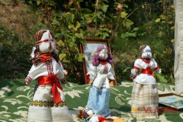 ляльки-мотанки-художник-Тарас-Паращук-фото