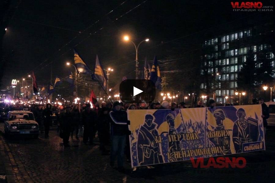 Смолоскипна хода, пам'яті героїв Крут у Вінниці 29 січня 2015 р.(ВІДЕО)