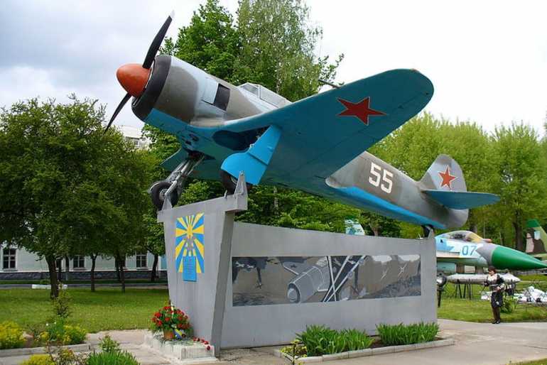 Завтра кожен вінничанин має змогу побачити безкоштовно унікальну повітряну техніку
