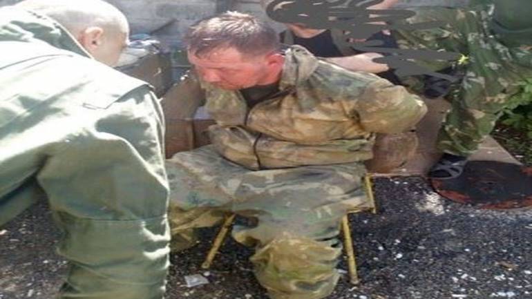 Українські військові на Донбасі захопили в полон російського бойовика