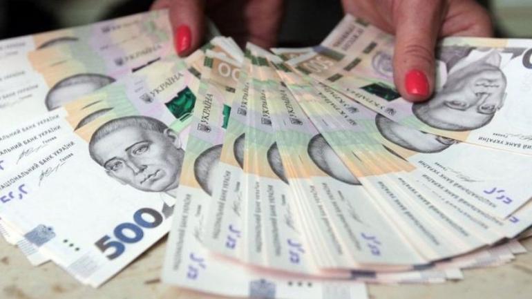 Бухгалтерка на Вінниччині привласнила понад 200 тисяч гривень
