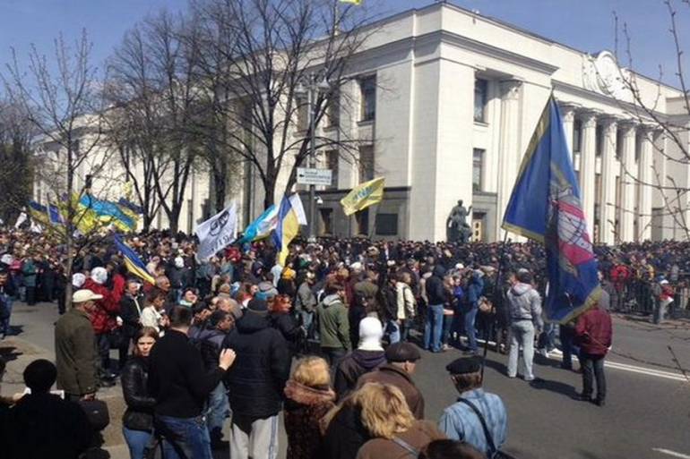 Демчишин перервав візит до США через протести шахтарів
