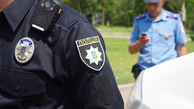 На Вінниччині за вихідні дні поліцейські склали 27 протоколів за порушення карантину