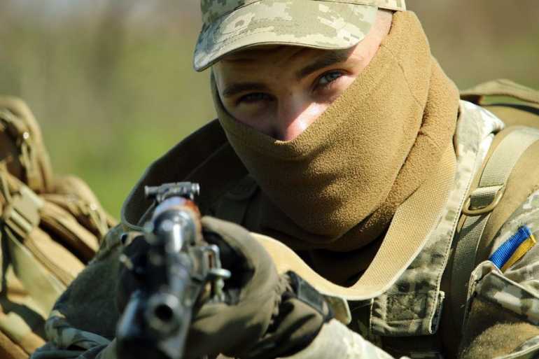Вінницький спецпризначенець тренує снайперів у зоні АТО 