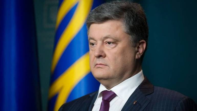 Україна видворяє 13 російських дипломатів через отруєння Скрипаля