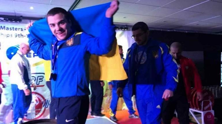 Депутати допоможуть вінницькому спортсмену придбати житло