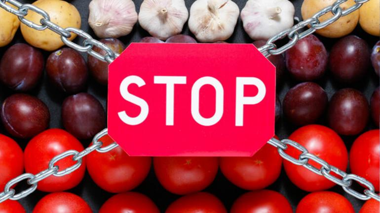 Росія продовжила ембарго на продукти з України і ряду країн