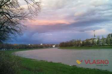 набережна в Ужгороді фото