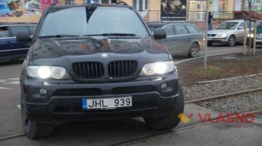 Більше півтисячі автомобілів пройшли колоною по Вінниці (ФОТО)