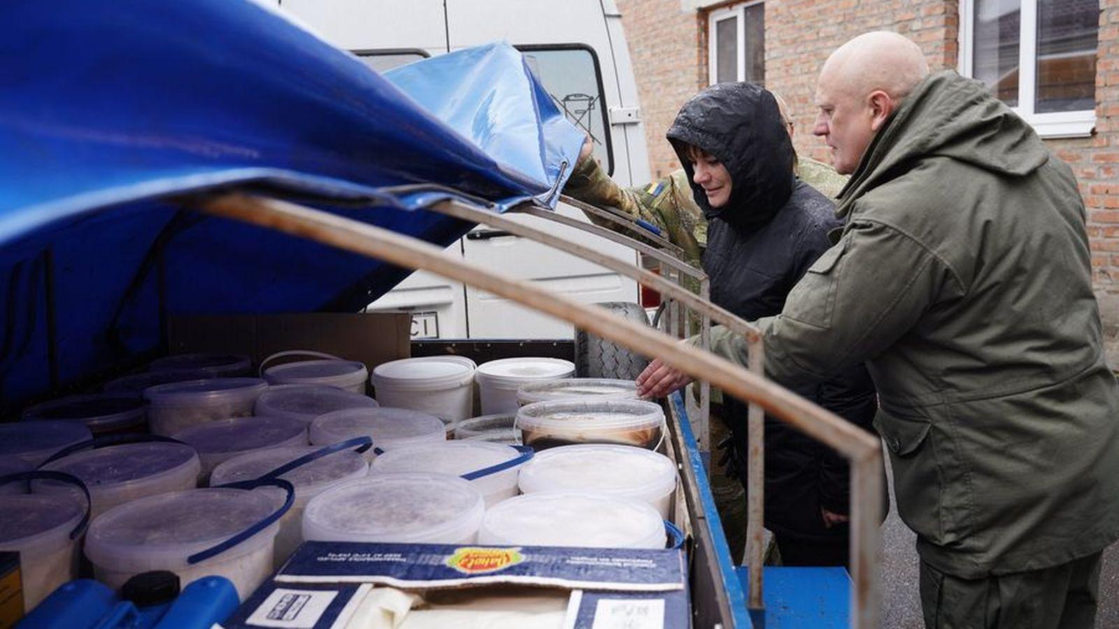Вінничани відправили на Донбас чотири тонни гуманітарного вантажу