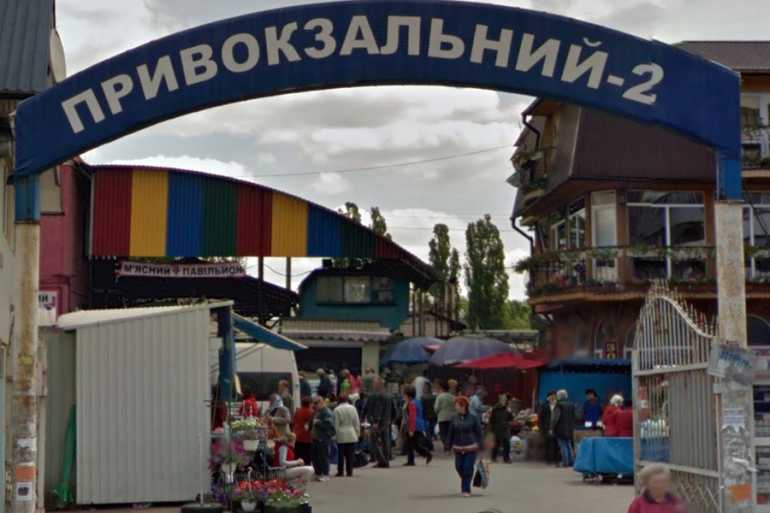 депутатська парковка у Вінниці фото