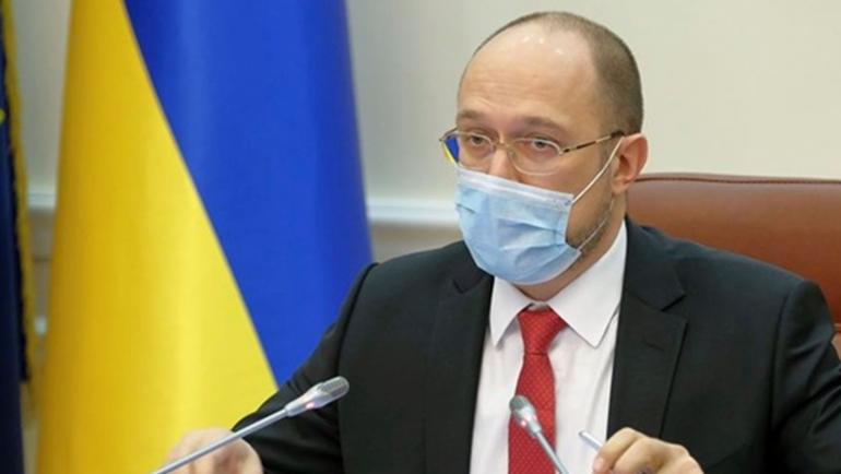 Вінничани мають право вимагати в уряду медичні маски  для себе