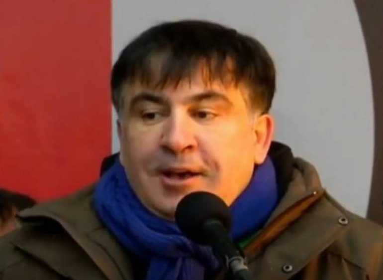Саакашвілі закликав активістів не вестися на провокації і не штурмувати Жовтневий палац