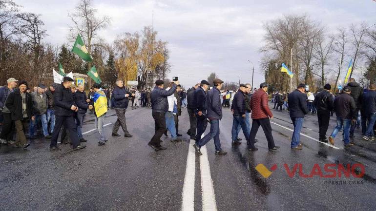 Мейдич Олег: Аграрії, шляхом перекриття автодоріг, доносять свою позицію