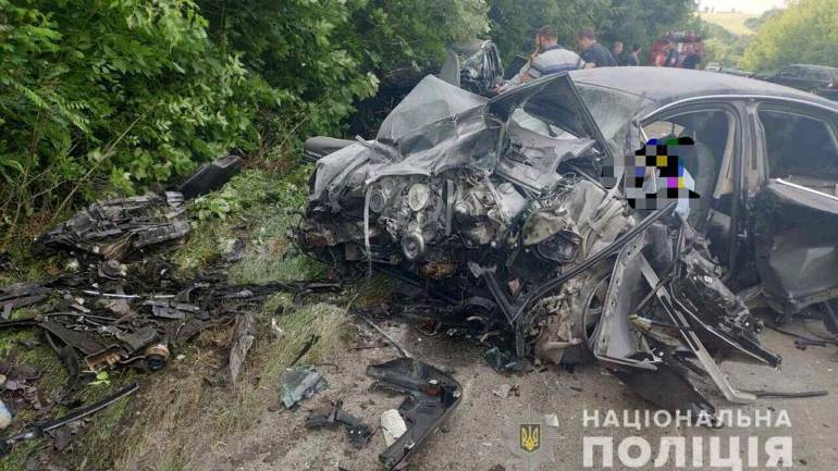 На Вінниччині четверо людей загинуло у ДТП