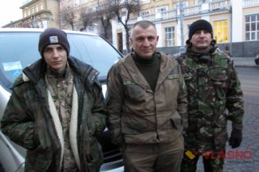 вінничани відправили допомогу бійцям АТО фото