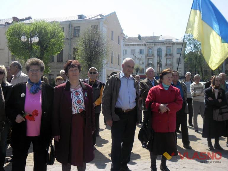 Вінницьке народне віче вирішило зустрітися із послом США (фото)