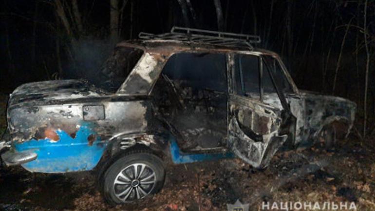 В селі на Вінниччині чоловік вкрав і підпалив автомобіль