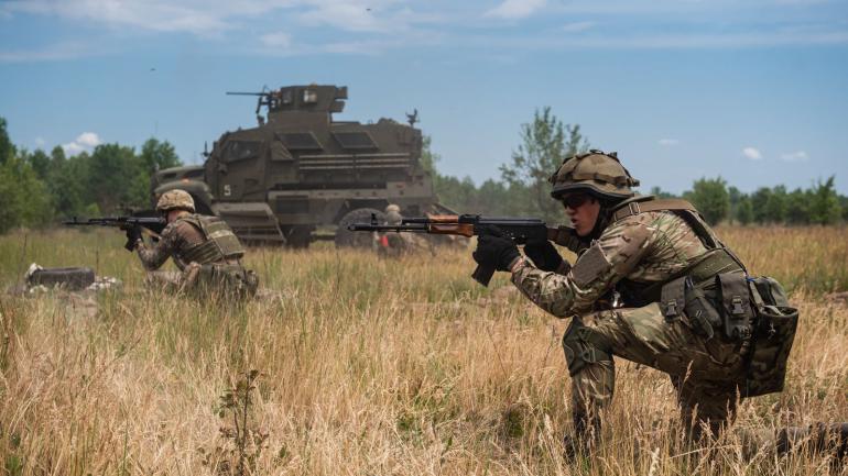 Піхотинці підрозділів Північної операційної зони відточували майстерність на тактичному полі (ФОТО)