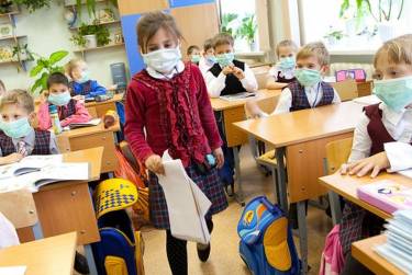 Вінницькі школярі відпочиватимуть на тиждень більше (оновлено)