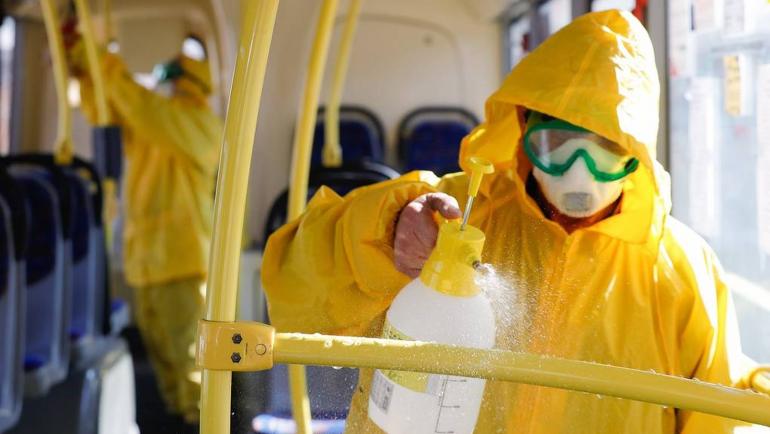 Антисептики на вході та обов&rsquo;язкові маски: у МОЗ підготували рекомендації для пасажироперевезень