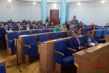 питання-звільнення-лікарів-у-Вінницькій-облраді-фото