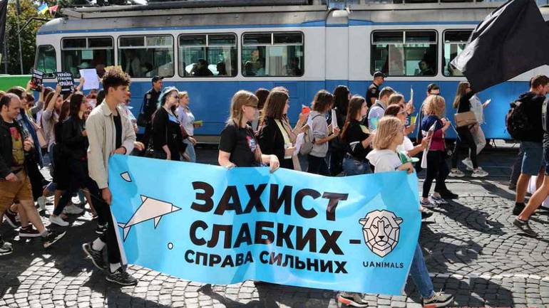 &laquo;Щоб не було хутряних ферм, дельфінаріїв та цирків&raquo;, &ndash; вінничанка про марш за права тварин
