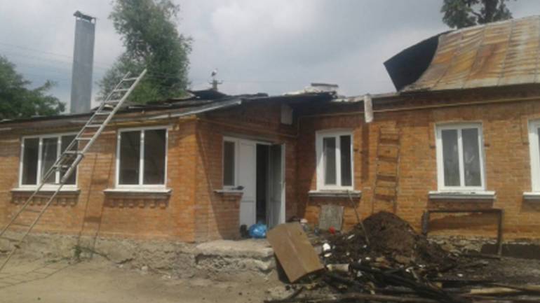 На Вінниччині загорівся будинок