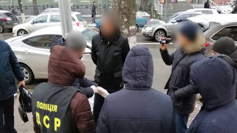 Депутат Вінницької облради &laquo;погорів&raquo; на хабарі у 300 доларів
