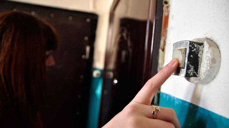 В Україні під виглядом агітаторів можуть працювати шахраї