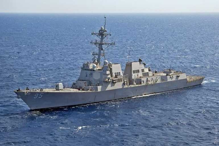 Американський есмінець відмовився заходити в одеський порт