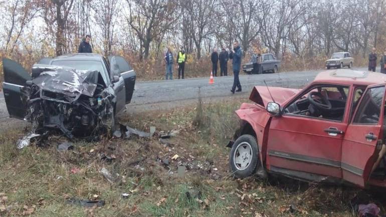 Смертельне ДТП на Вінниччині: загинули водії та пасажир