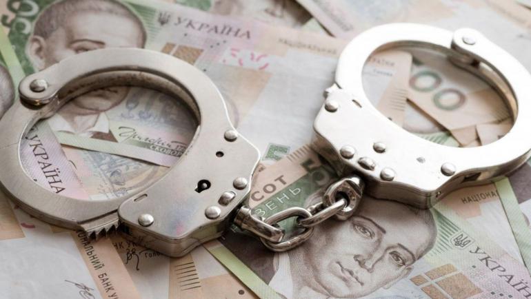 Зловмиснику, який вимагав 10 000 доларів у вінничанина, оголосили про підозру