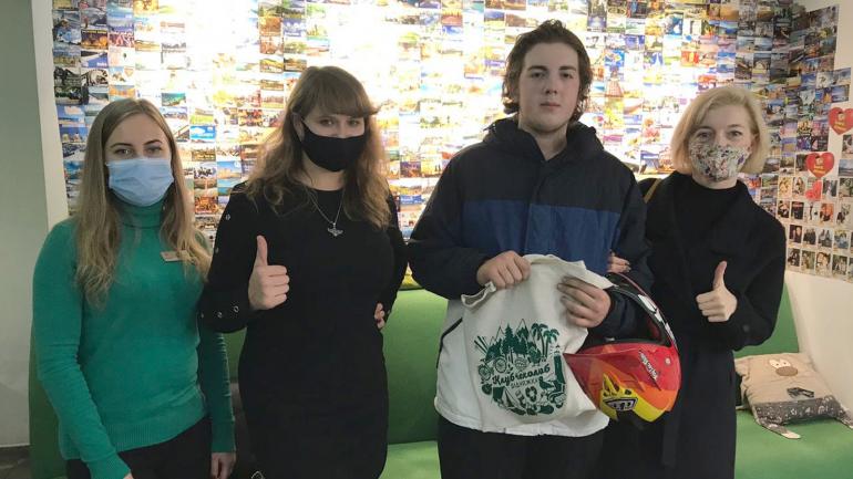 Вінницький турклуб креативно подякував екоактивістці з Київщини за прибирання Лісопарку
