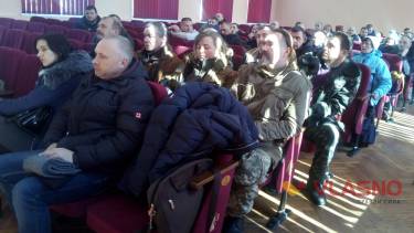 Вінницькі АТОвці змушують депутатів скликати позачергову сесію (ФОТО)
