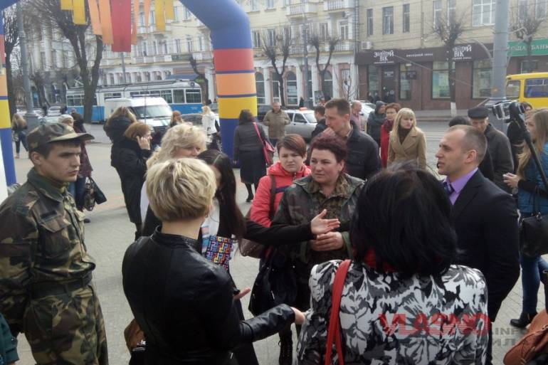 &ldquo;Активісти&rdquo; Вінницького аграрного університету перешкоджали прес-конференції нардепів  