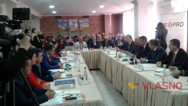У Вінниці нардепи радились з керівниками місцевих ОТГ