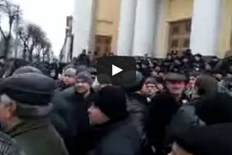 ВІДЕО!!! 09:00-12:45 Новий Майдан у Вінниці - Революція Гідності продовжується