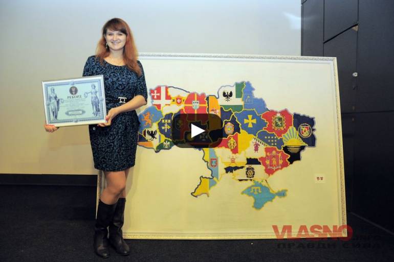 Вінничанку нагородили національним рекордом за організацію акції для всієї країни