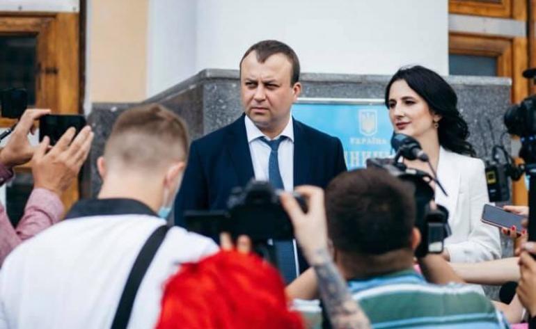 Голова Вінницької ОДА відмовся від охорони за пів мільйона гривень
