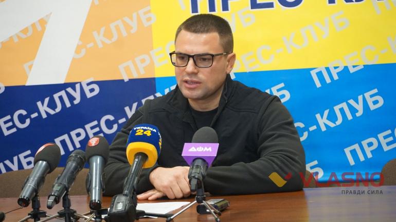 Троє мешканців Київщини напали на виборчу дільницю у Тульчині