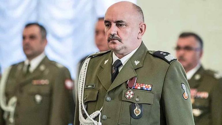 Командувач Збройних сил Польщі заразився COVID-19