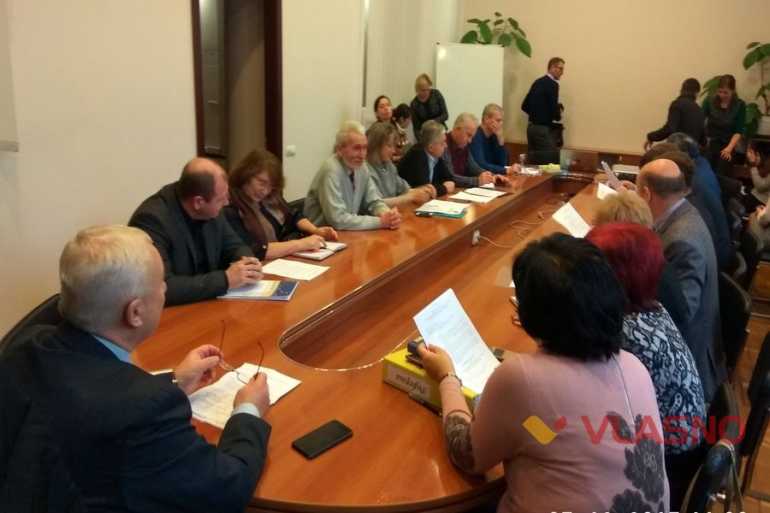 Лікарі з усієї Вінниччини обговорювали плюси та мінуси медичної реформи (ФОТО)