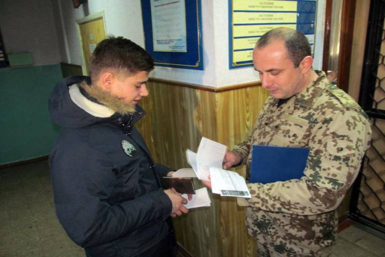 У новому році на військовий облік братимуть із 17 років 
