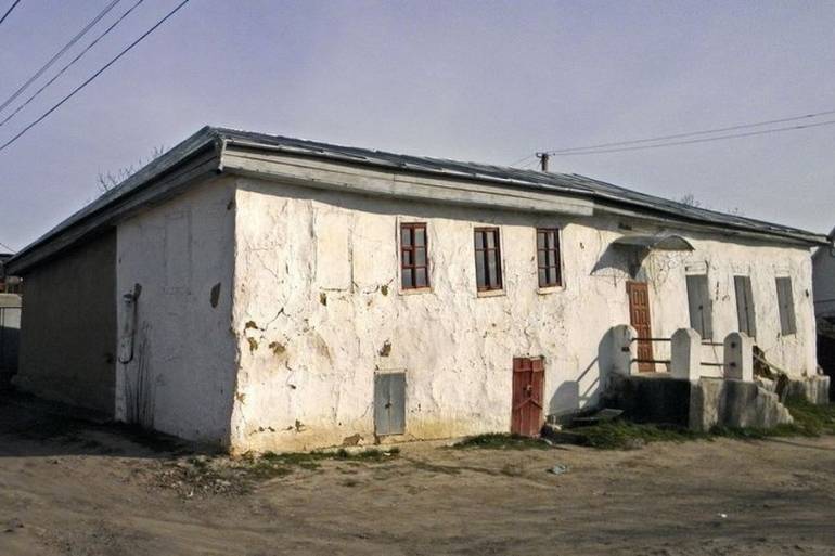Бершадська глинобитна синагога фото