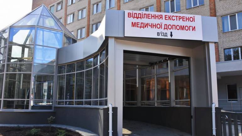 &laquo;З вулиці прямісінько на ліжко&raquo; &mdash; у Вінницькій обласній дитячій лікарні відкрили відділення екстреної допомоги